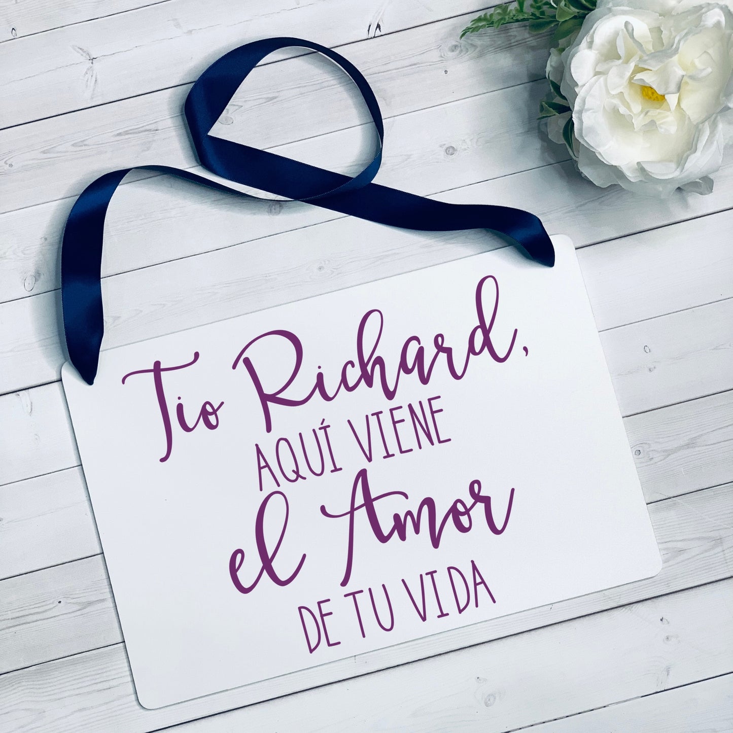 Personalized Tio Aqui Viene el Amor de tu Vida Wedding Ring Bearer or Flower Girl Ceremony Sign 2